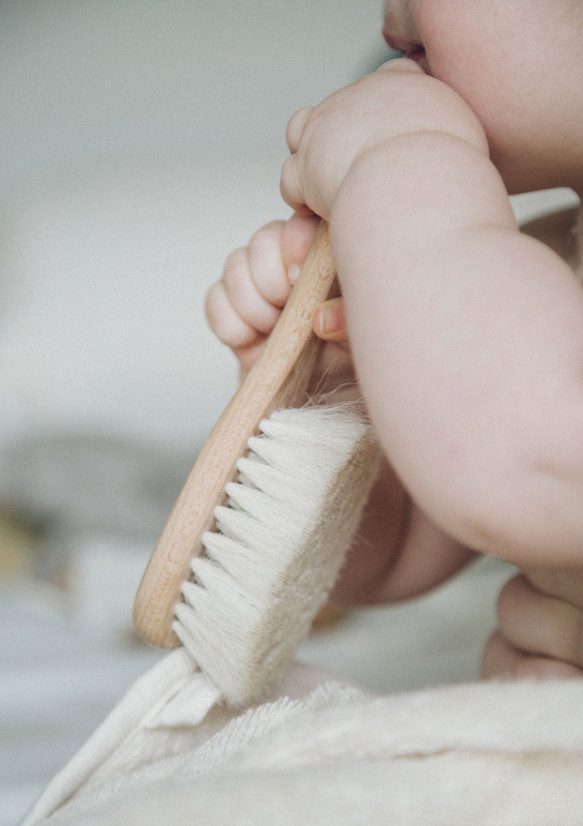 Petit Stellou Baby Bürste aus Holz