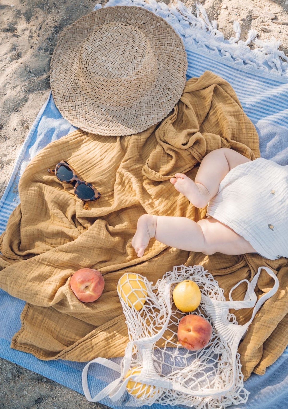 petit stellou nooshi blanket peanut